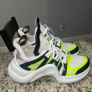 LV ARCHLIGHT SNEAKERS